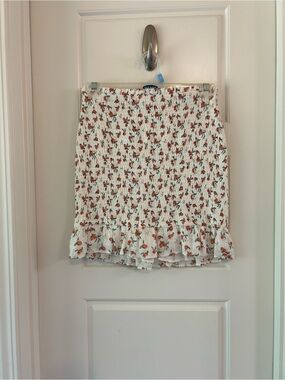 A&F Smocked Floral Ruffle Mini Skirt - White with Orange Floral Print